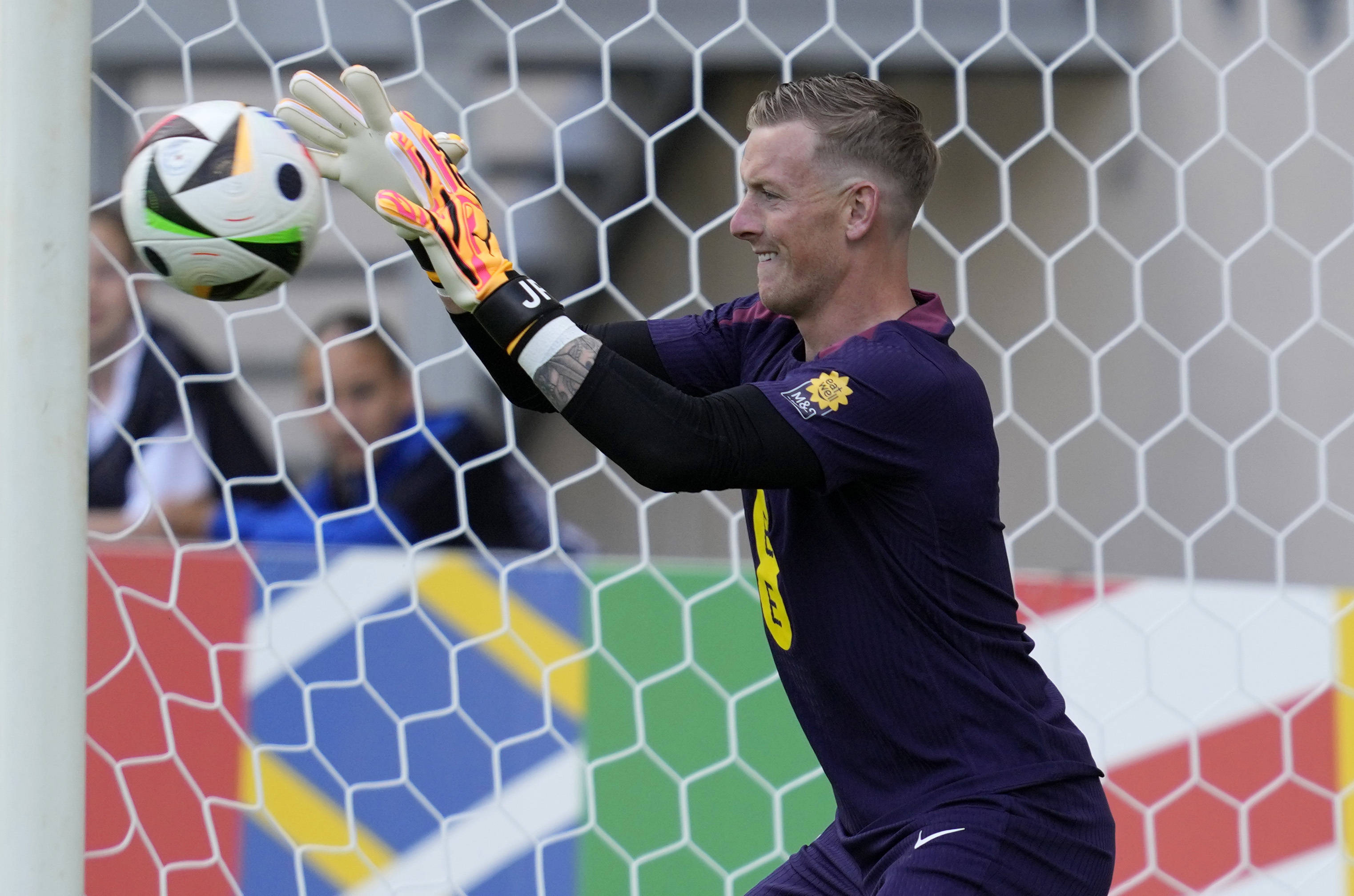 英格兰球员在国际比赛中展现实力