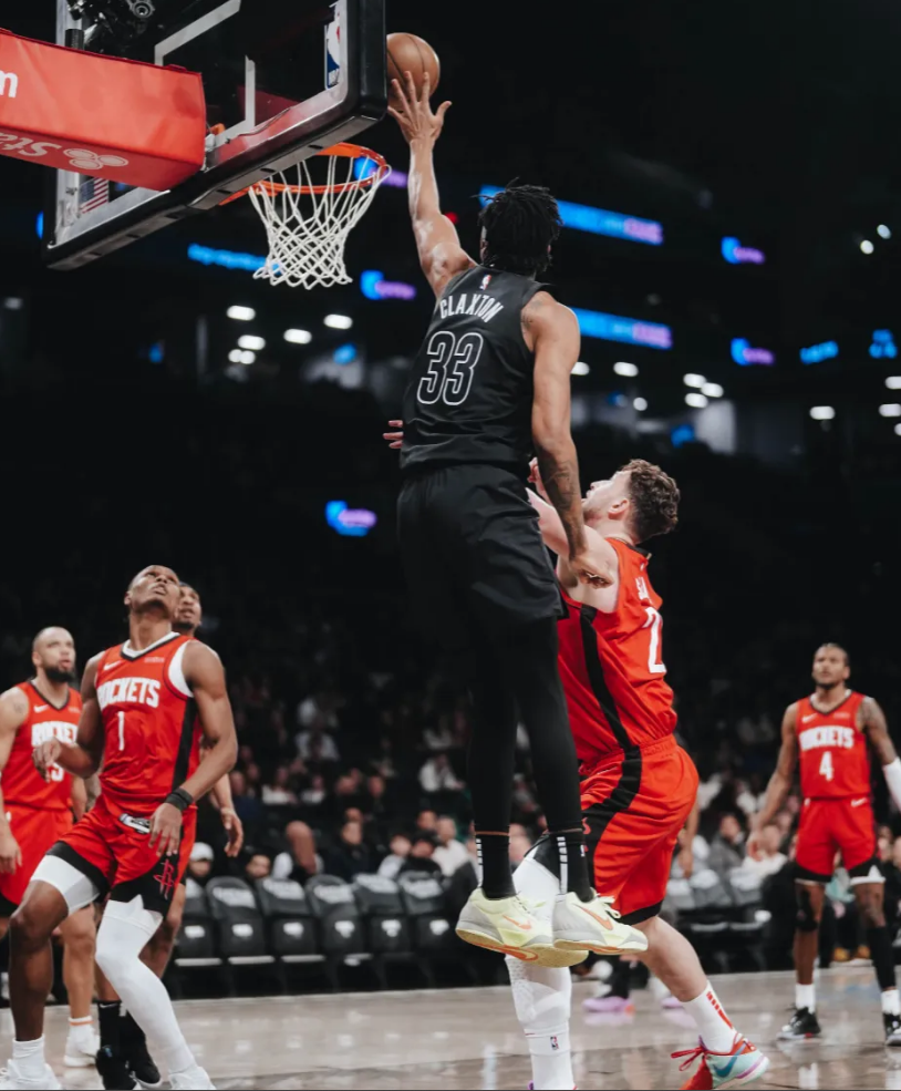 篮网险胜勇士，福克斯高光表现