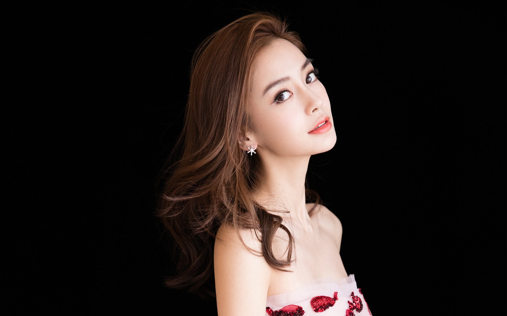 灵魂的投射，当莱比锡被黑色球衣打穿，东决化为孙兴慜的独角戏