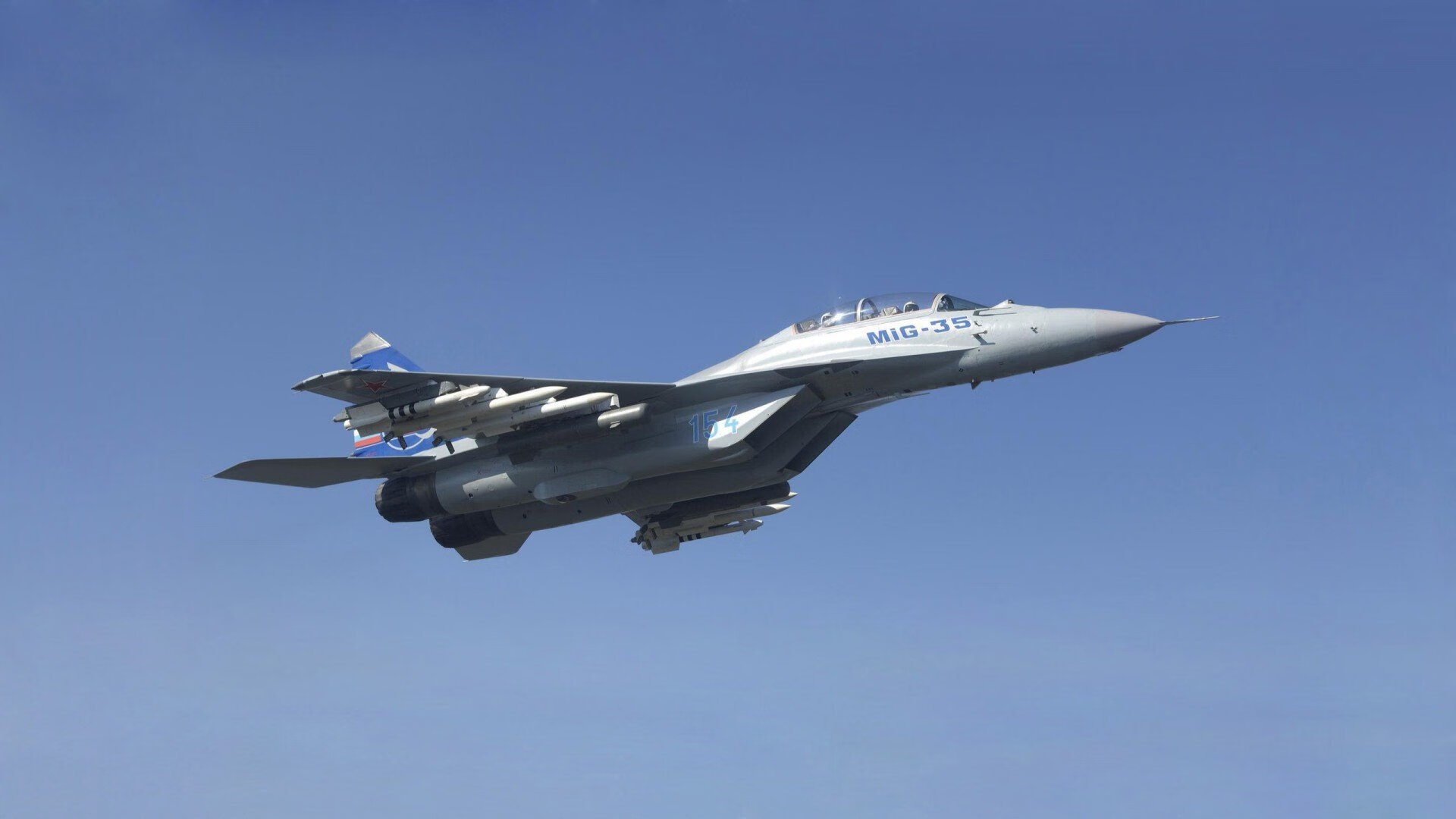 跨界夜晚，当德甲争冠战火映亮约基奇的里程碑